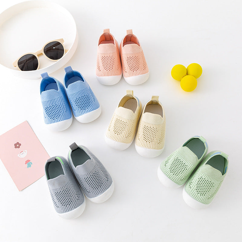 Chaussures enfants stylées et résistantes